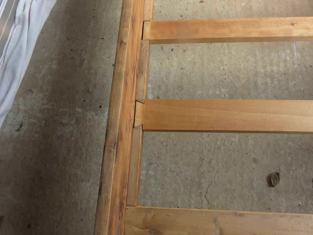 Lits &agrave; rouleaux (anciens lits) Meubles