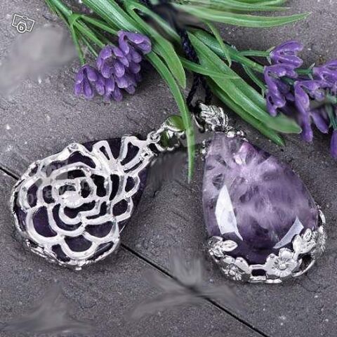 35x27x9mm - 1 pendentif AMETHYSTE en forme de goutte Six-Fours-les-Plages (83)