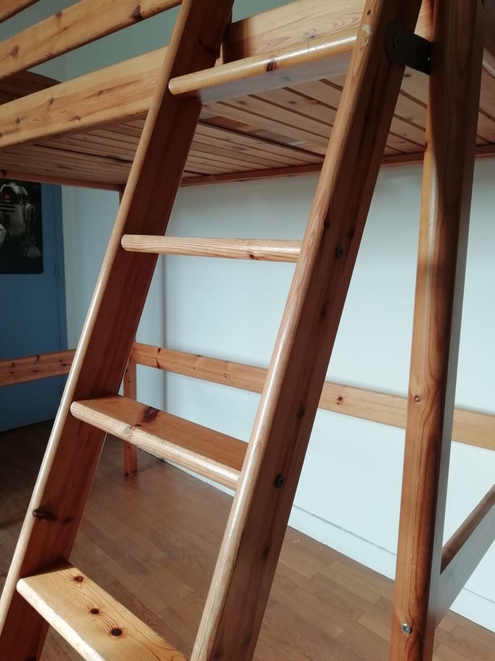 Lit mezzanine en pin massif une place Meubles