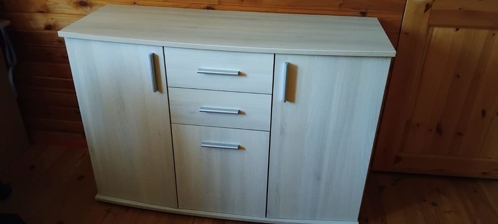 Bureau plus buffet plus calculatrice Meubles