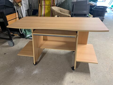 Bureau fonctionnel en trs bon tat 30 Triors (26)