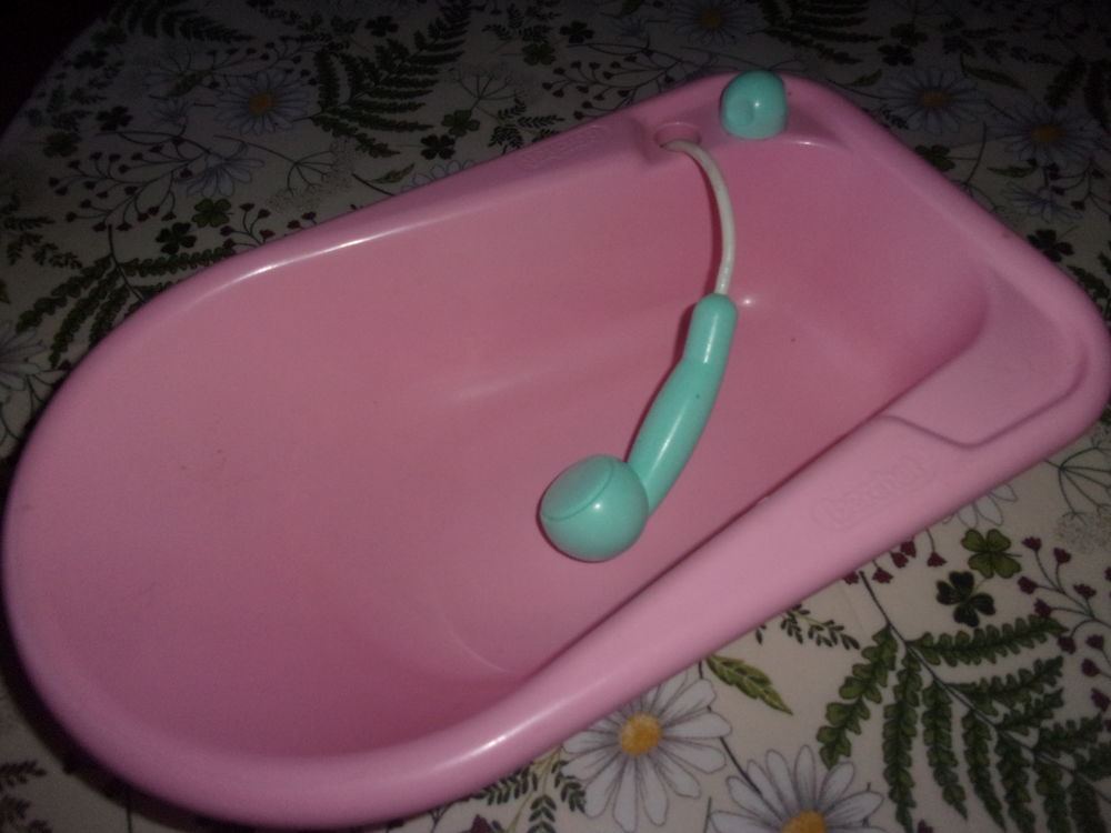 BAIGNOIRE POUR POUPON Jeux / jouets
