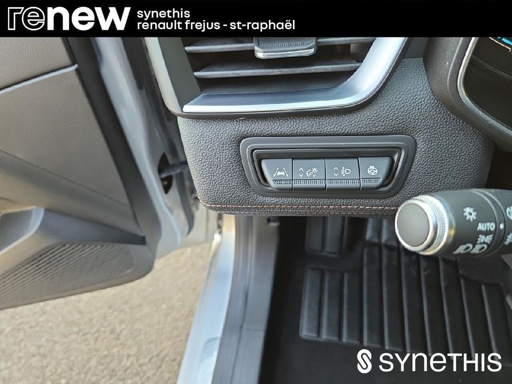 Clio V Clio E-Tech 140 Initiale Paris 2020 occasion 83600 Fr&eacute;jus