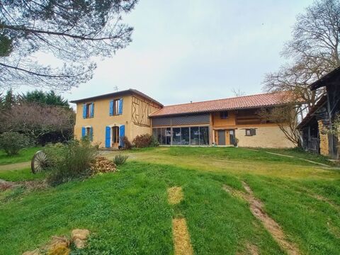   Belle demeure en situation dominante avec vue imprenable sur Maison - 8 pi�ce(s) - 318 m�