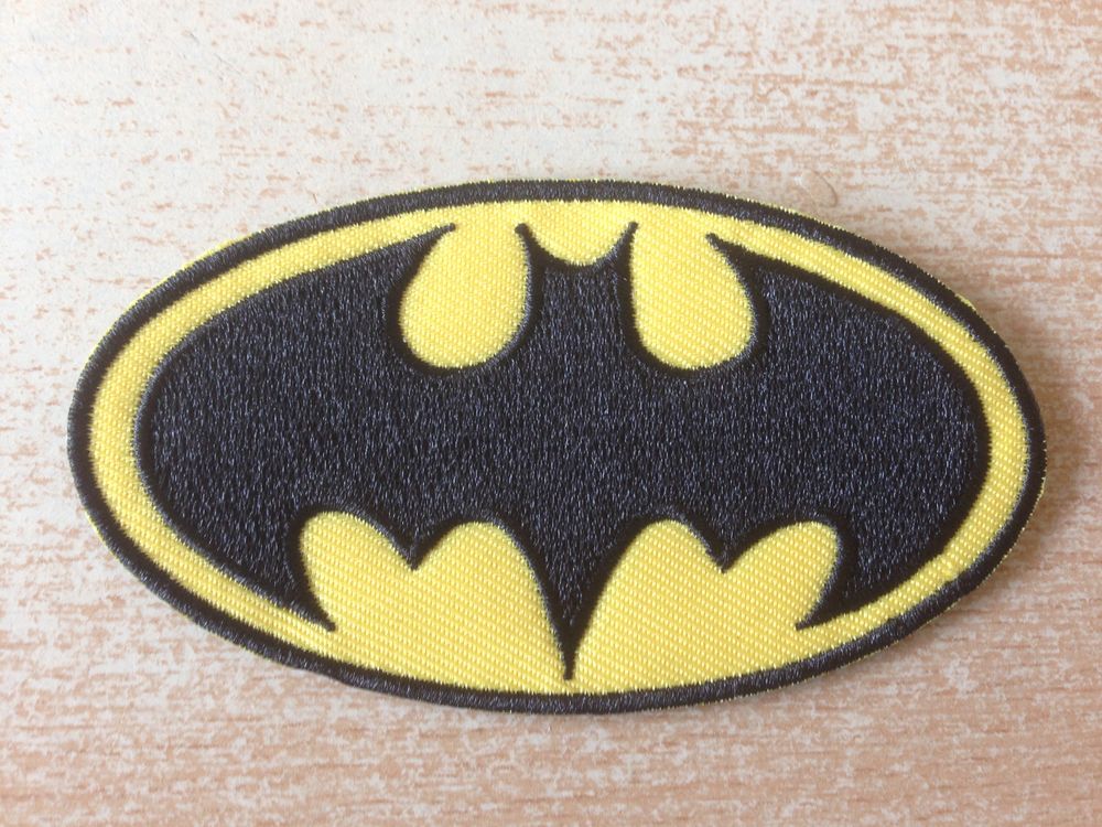 &Eacute;cusson brod&eacute; batman logo 8,5x4,5 cm 