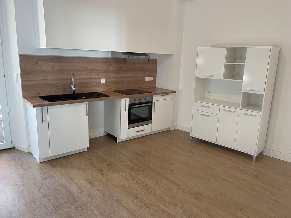 Location Appartement Appartement T4 125M2. Graulhet