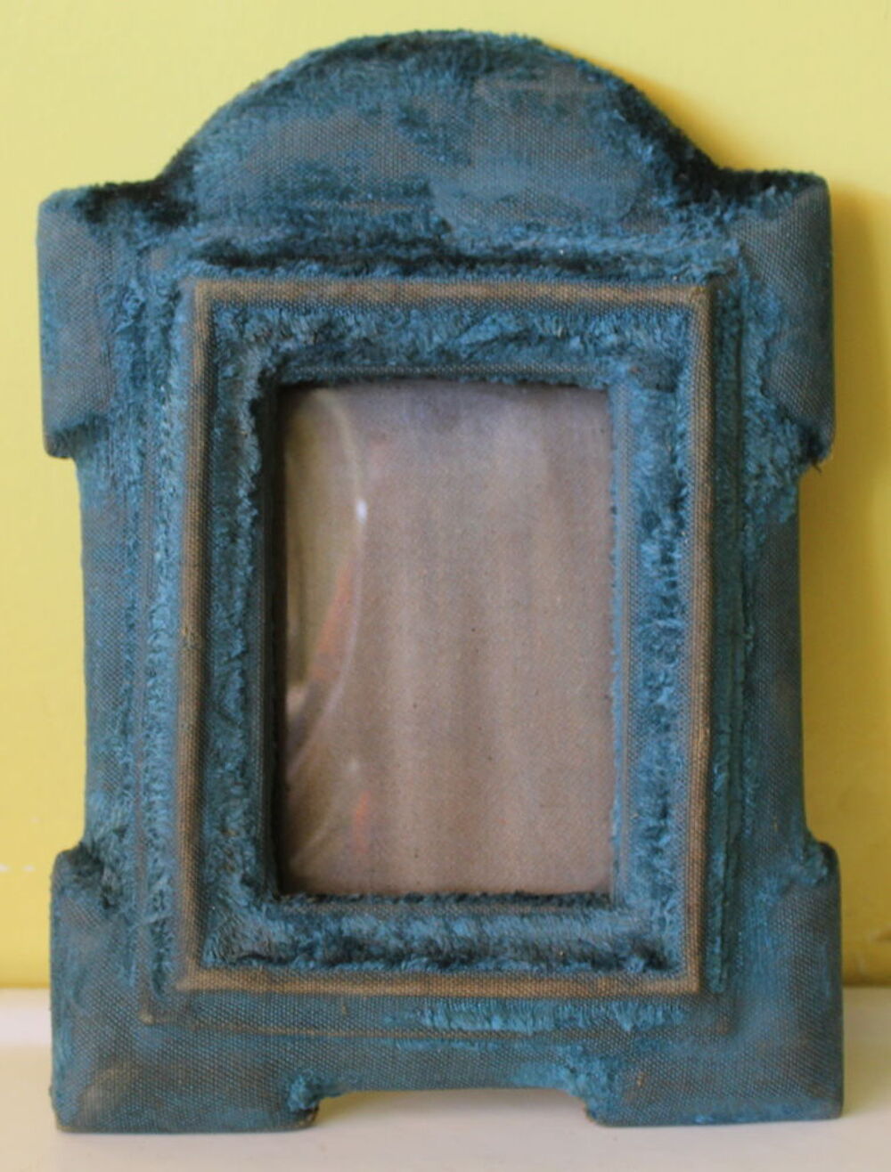 Cadre photo NAPOLEON III velours XIX eme verre bomb&eacute; Décoration