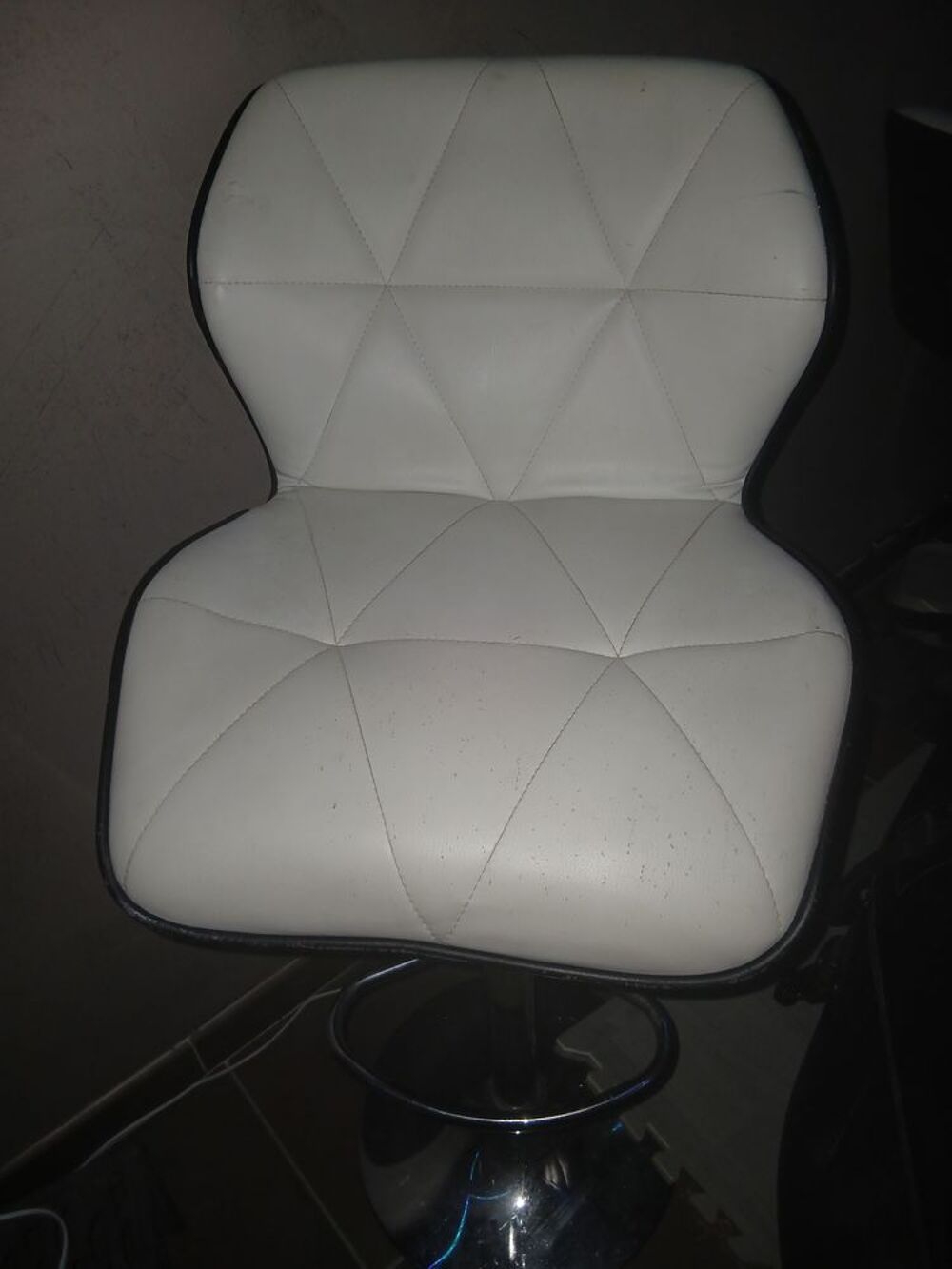 Chaise de bar bon &eacute;tat Meubles