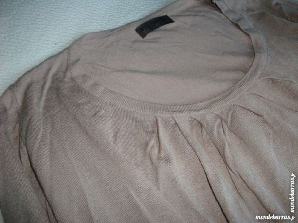 Pull beige &agrave; manches longues Vêtements