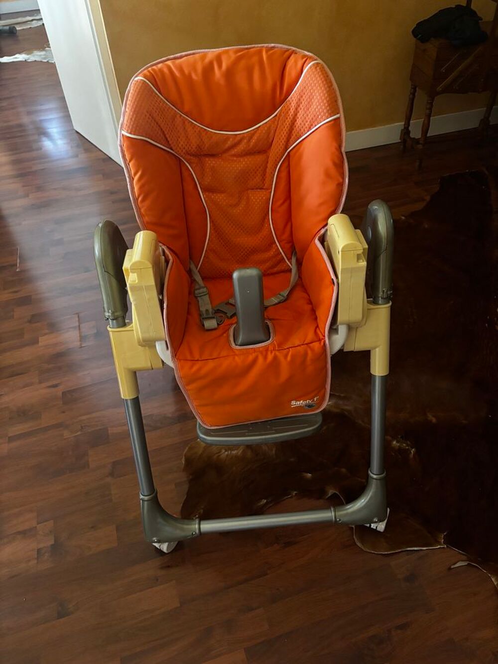 Chaise haute Mobilier enfants
