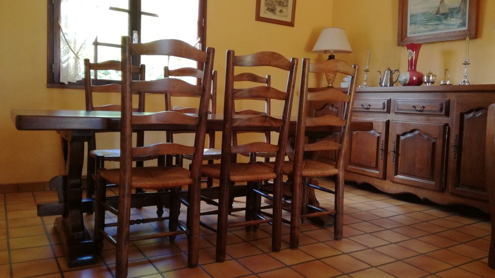 re salle &agrave; manger compl&egrave;te en ch&ecirc;ne clair Meubles