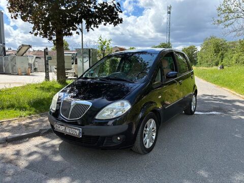 Annonce voiture Lancia Musa 3590 €