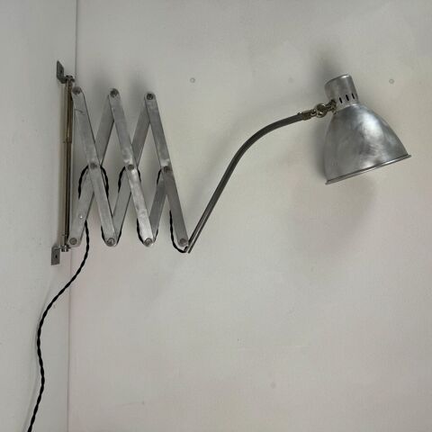 ANCIENNE GRANDE LAMPE APPLIQUE ACCORDEON INDUSTRIELLE
400 Montreuil (93)