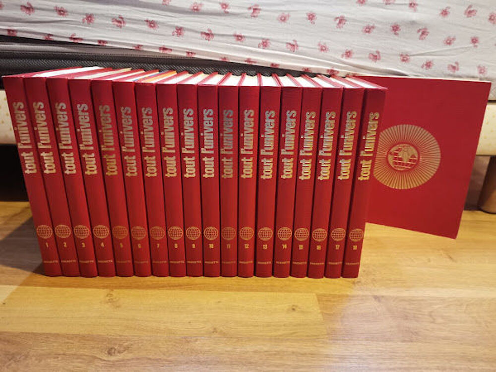 Encyclop&eacute;die Tout l'univers Hachette 18 volumes 