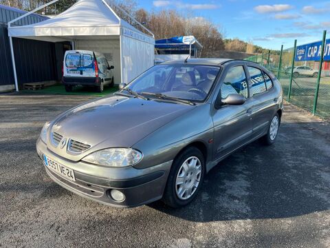 Renault Mégane 1.6i 16V Expression 2001 occasion Notre-Dame-de-Sanilhac 24660