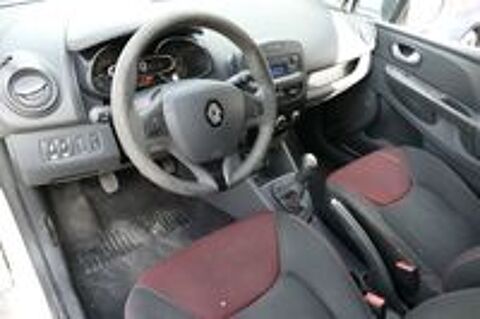 Clio IV CLIO IV SOCIETE DCI 90 ENERGY ECO2 AIR 82G 2015 occasion 13600 La Ciotat