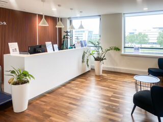  Louez un grand espace de bureau pour 50 personnes à SAINT QUENTIN, Stop & Work Saint Quentin Montigny Le Bretonneux Montigny-le-bretonneux