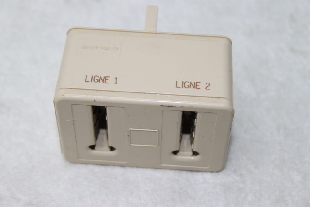 Prise t&eacute;l&eacute;phone gigogne Téléphones et tablettes