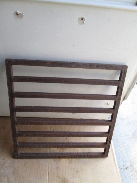 Grille 10 Castres (81)