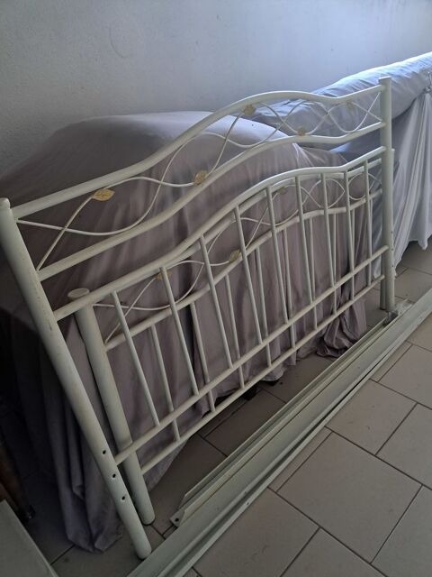 Lit fer forg� 60 Saint-L�ger-sous-Cholet (49)