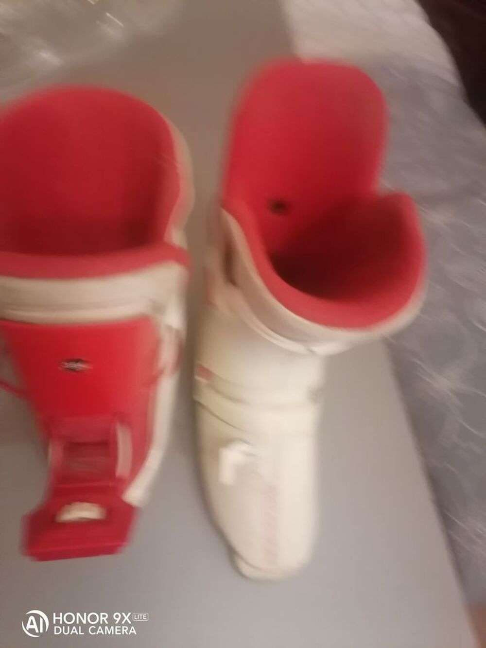 Chaussure de skie t. 45 Sports