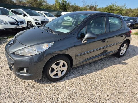Peugeot 207 2012 occasion Vedène 84270