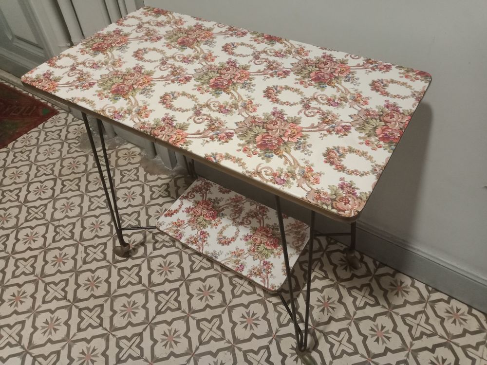 Sellette vintage 2 plateaux toile et laiton Meubles