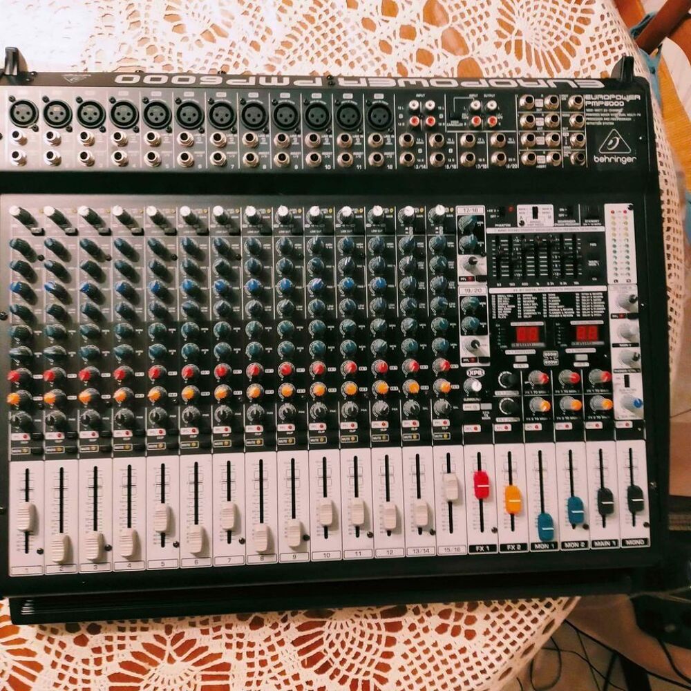 table de mixage Audio et hifi