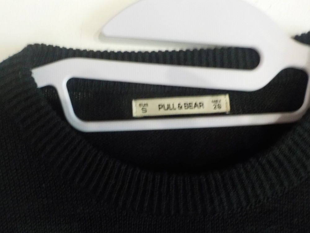 PULL FIN NOIR PULL&amp;BEAR TAILLE S Vêtements