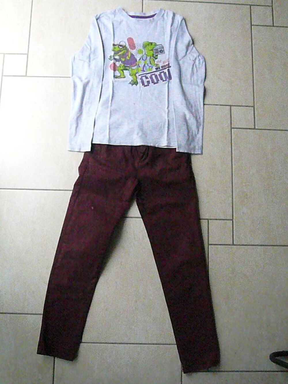 Ensemble gar&ccedil;on 10 ans (n&deg;40) Vêtements enfants
