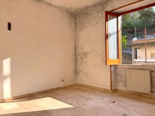  Appartement � vendre 4 pi�ces 60 m� Montedoro, cl, italia