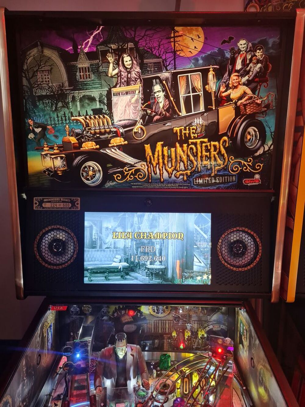 Flipper the munsters L.E 
PIECE DE COLLECTION RARE Jeux / jouets