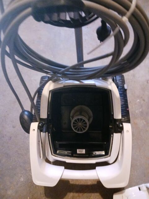 Robot piscine zodiac 450 Capens (31)