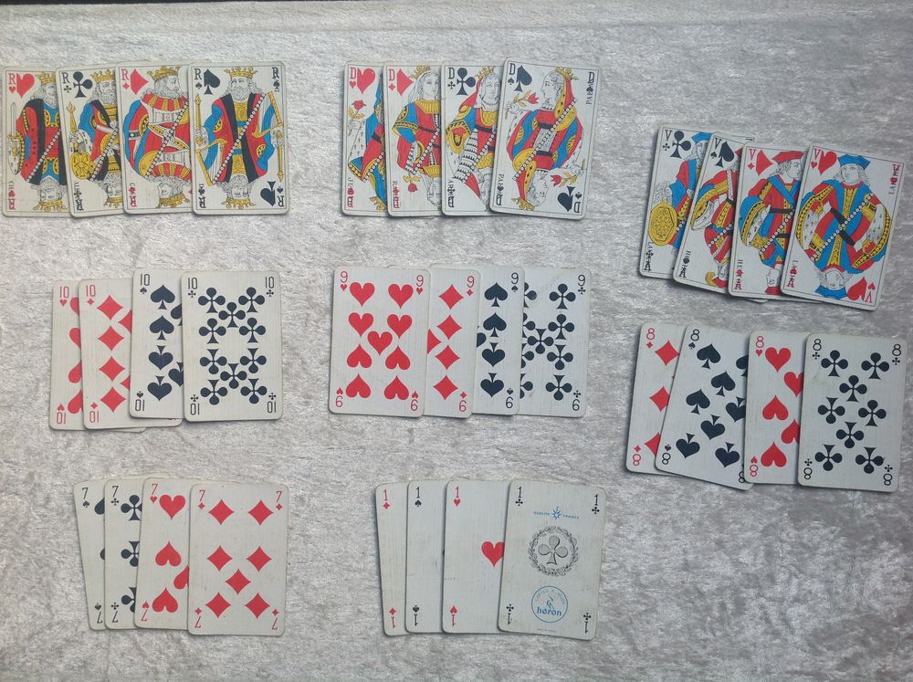 JEU DE 32 CARTES PUBLICITAIRE CR&Eacute;DIT MUTUEL VINTAGE
Jeux / jouets