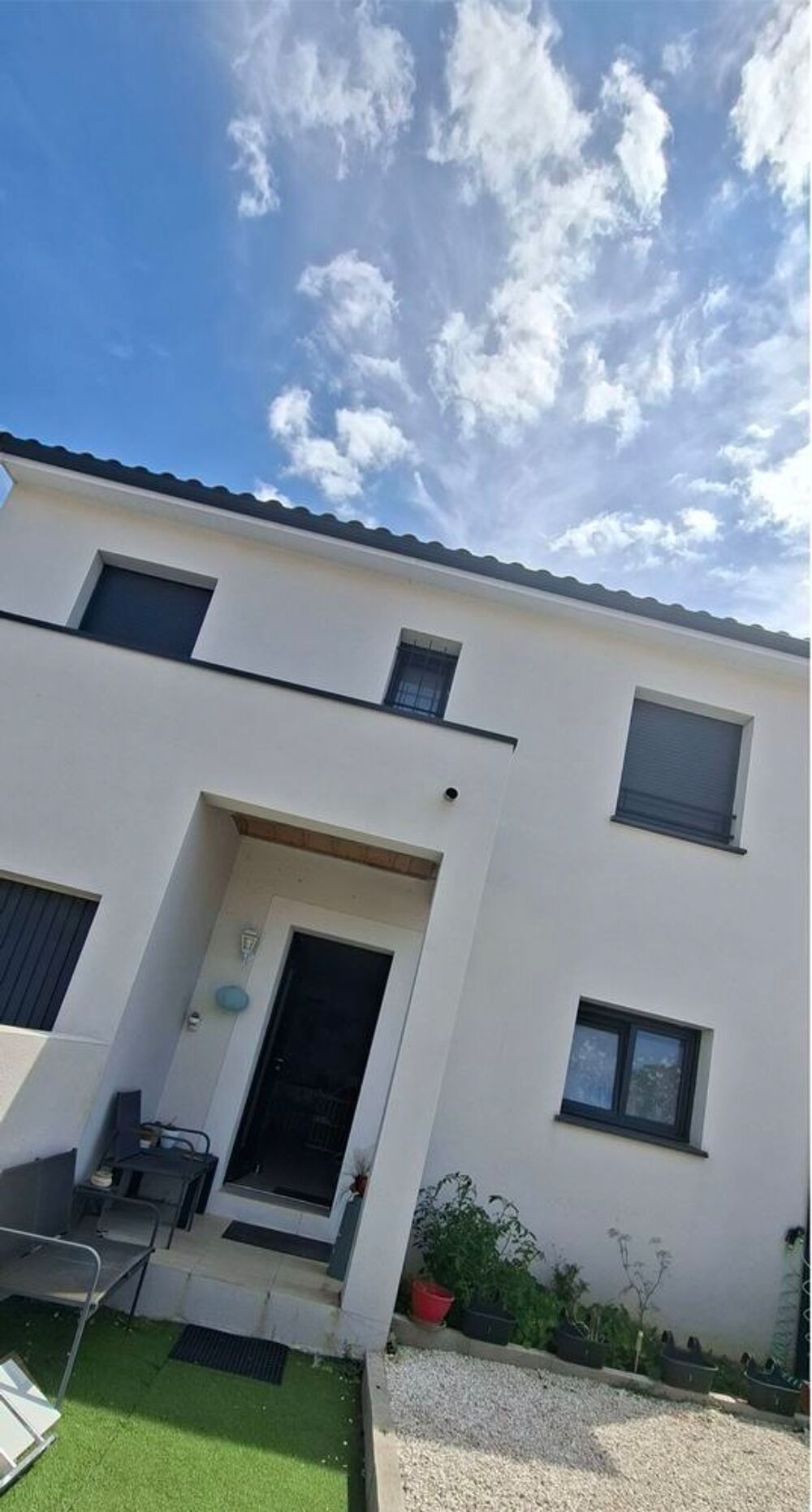 Vente Maison Maison familiale récente avec extérieur La calmette