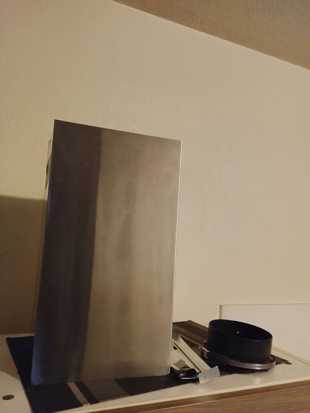 Hotte recyclage int&eacute;rieur 60 cm de large Cuisine