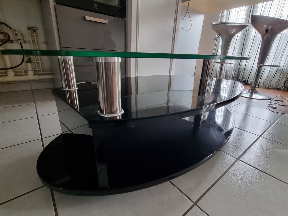 Table basse ovale 3 &eacute;tages plateau verre
Meubles