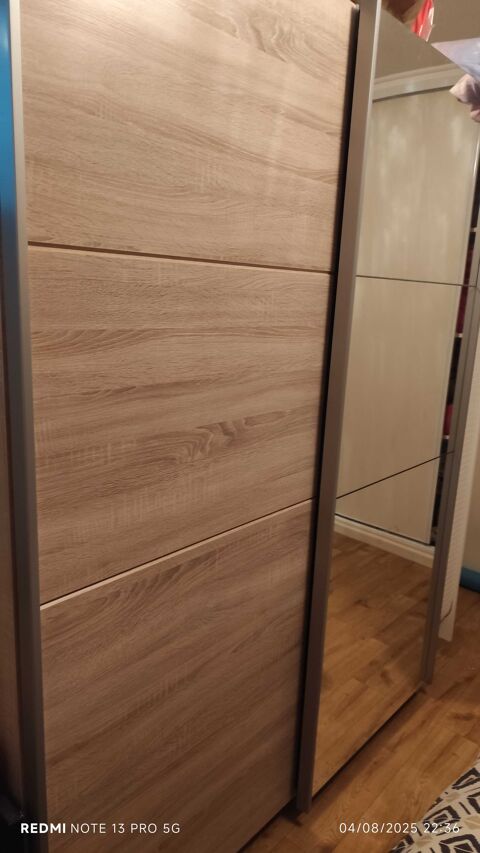 trs trs armoire chambre 300 Charleville-Mzires (08)
