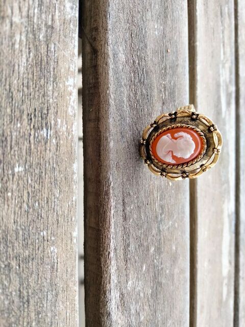 Bague Cam�e plaqu� or 25 Corbeil-Essonnes (91)