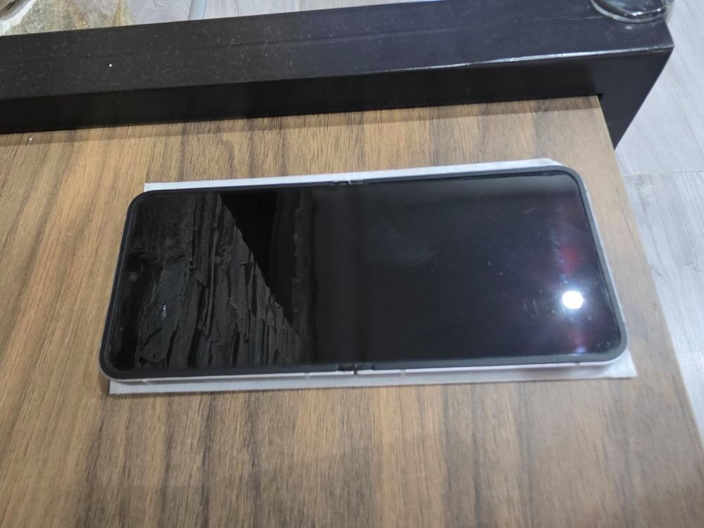 Samsung zflip 6 Téléphones et tablettes