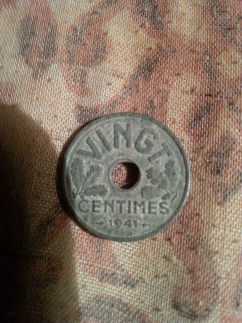 vingt centimes zinc 25 Montceaux-ls-Provins (77)