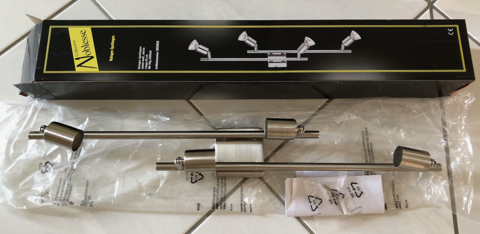 R�glette / plafonnier / lampe moderne 4 spots neuve 25 Dracy-le-Fort (71)