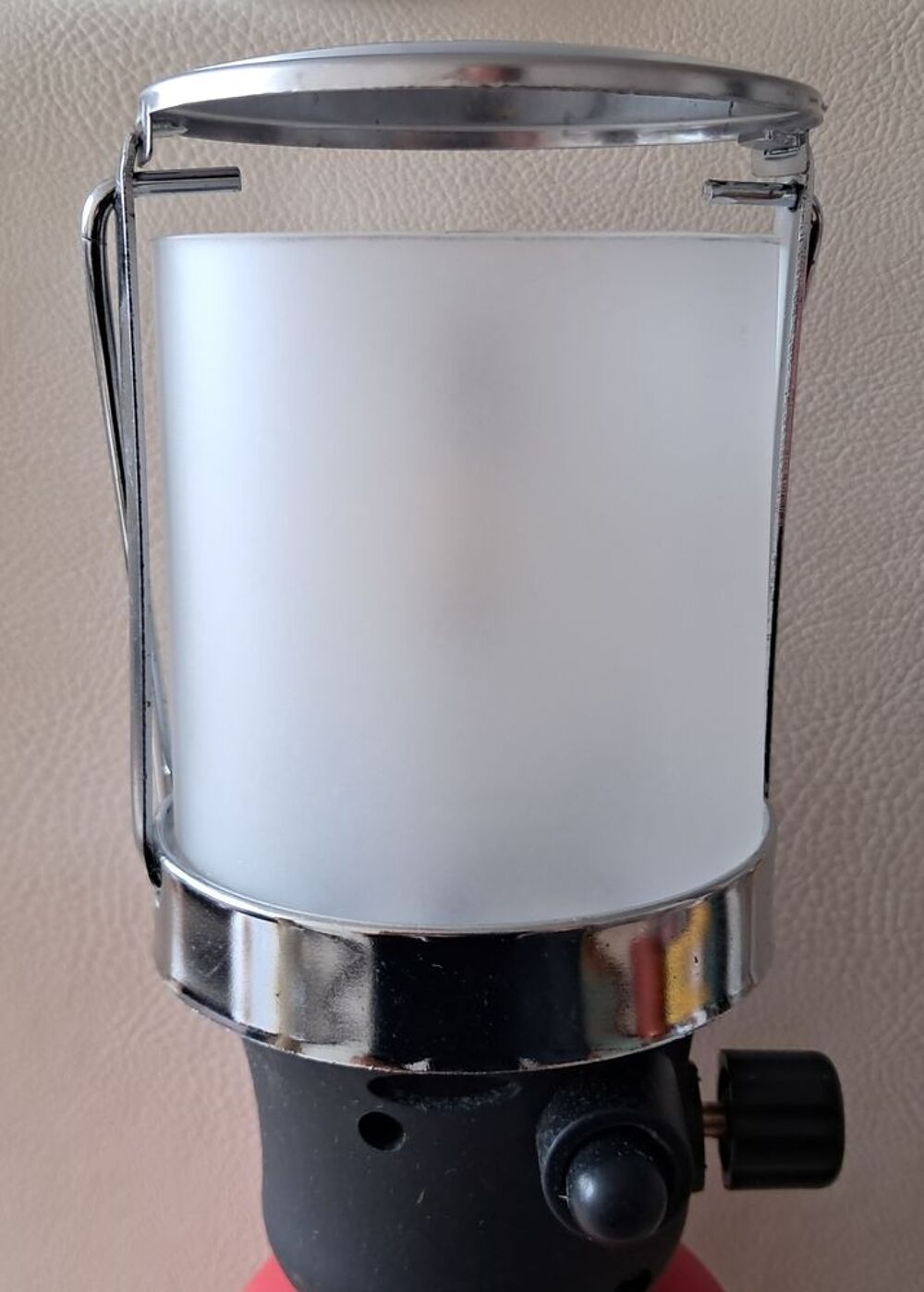 Lampe de camping &agrave; gaz ou pour coupure d'&eacute;lectricit&eacute; neuve Sports