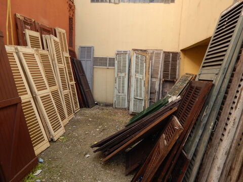volet en bois  ancienne 80 Nice (06)