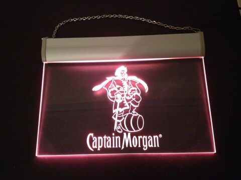 Enseigne lumineuse Captain Morgan
40 Nancy (54)