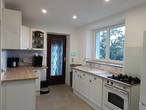   Maison r�nov�e avec terrain constructible Maison - 5 pi�ce(s) - 110 m�