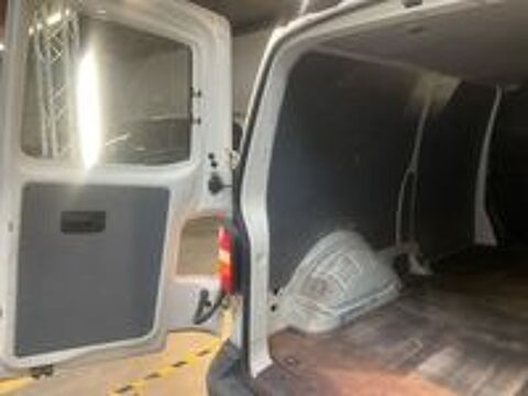 Divers Volkswagen T5 Transporter 2.5 TDI LONG 2009 occasion 44320 Saint-P&egrave;re-en-Retz