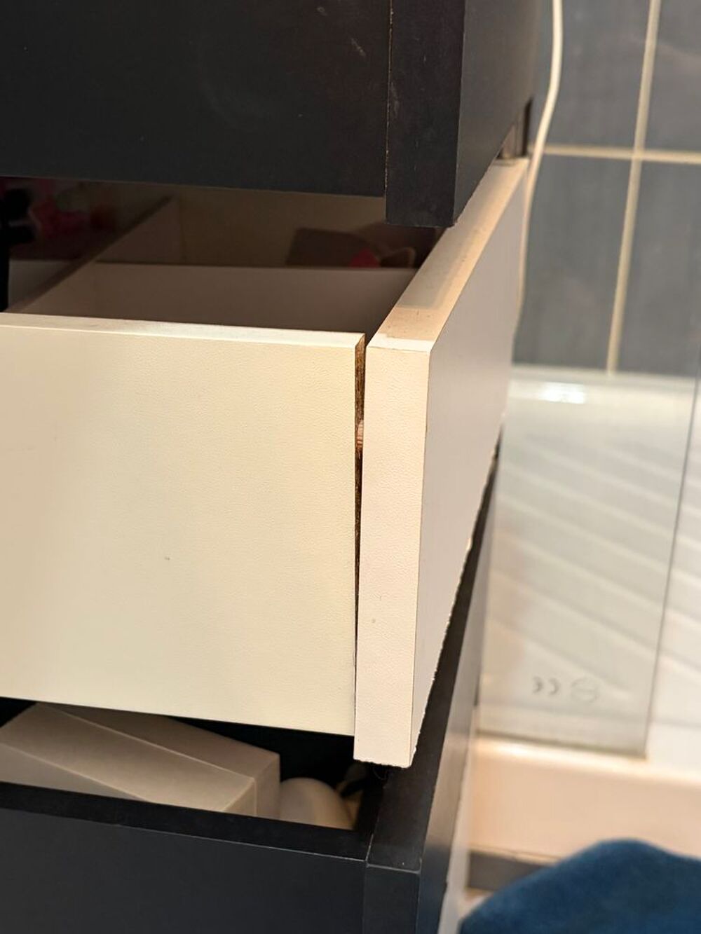 Coiffeuse d'angle noire avec miroir et tiroirs Meubles