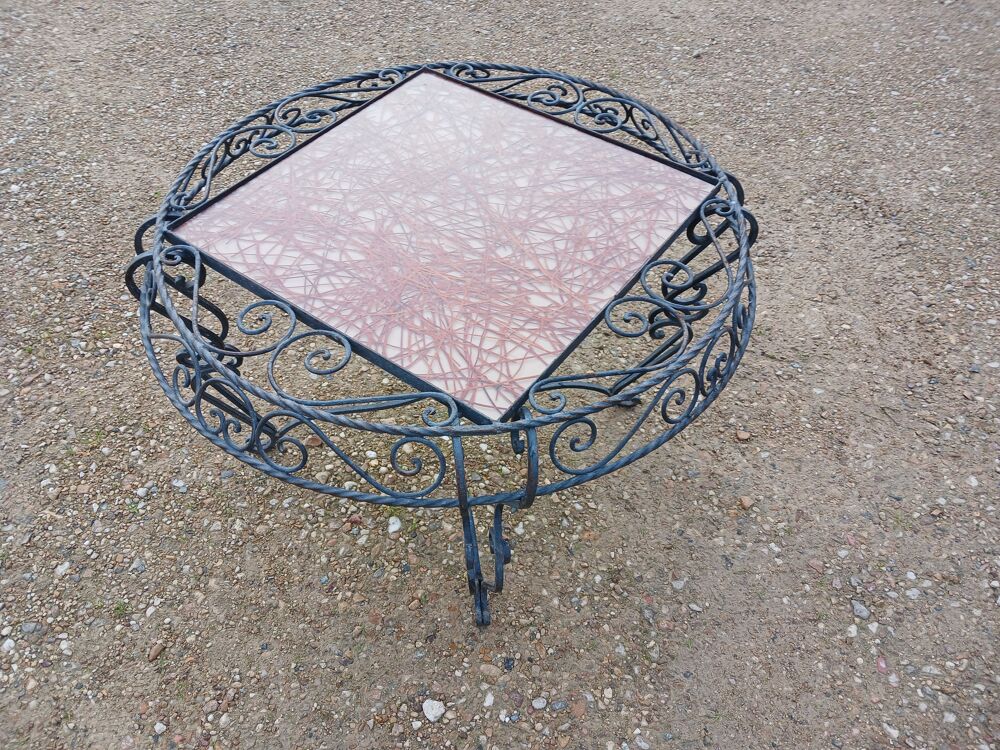 table ronde fer forg&eacute; Meubles