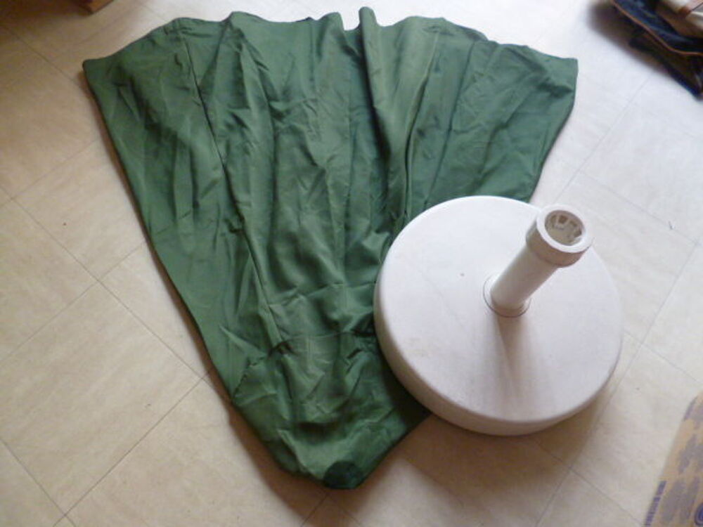 objets vintage + pied et toile de grand parasol - zoe Décoration